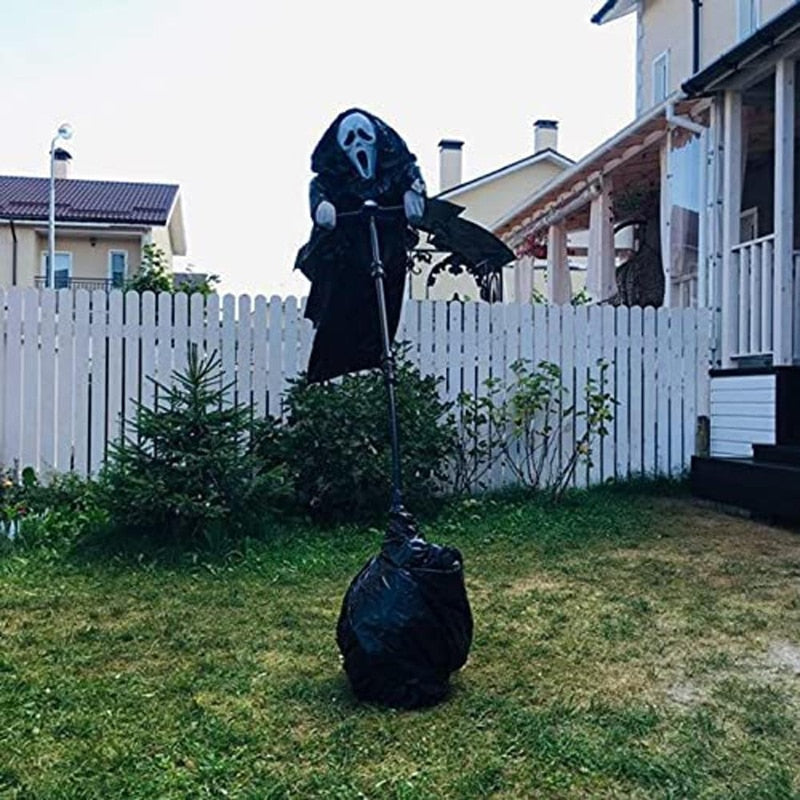Ilikeshopping Halloween Ghostface Scarecrow